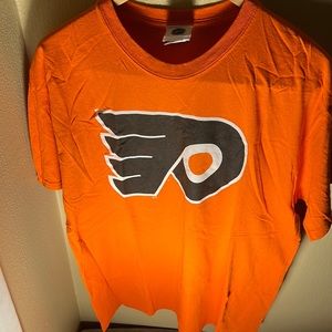 NHL Men’s Flyers Konecny 11 Jersey Tee Color Orange Size Large